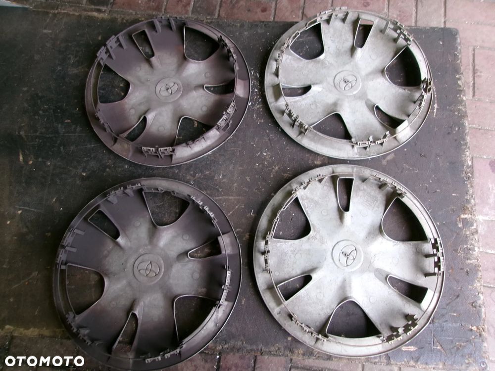 KOŁPAK KOŁPAKI 14 CALI AYGO YARIS KOMPL. 4SZT - 2