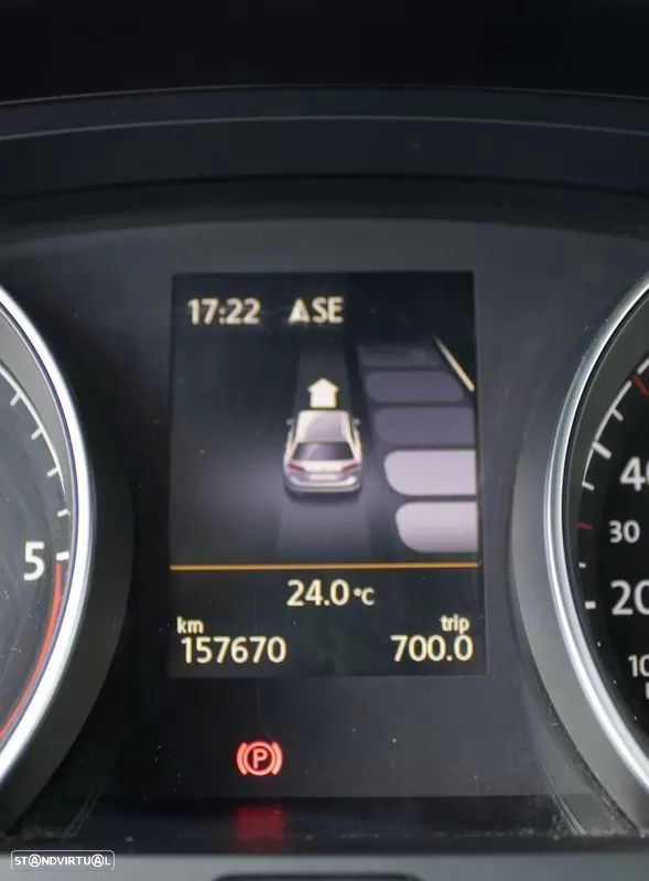 VW Golf Variant 1.6 TDi Highline - 40