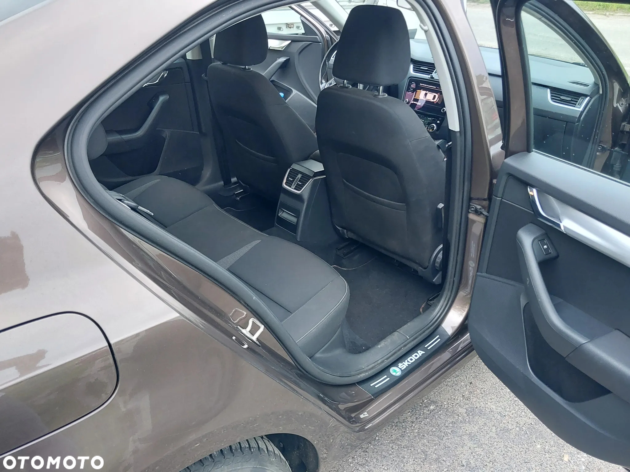 Skoda Octavia 1.6 TDI Ambition - 12