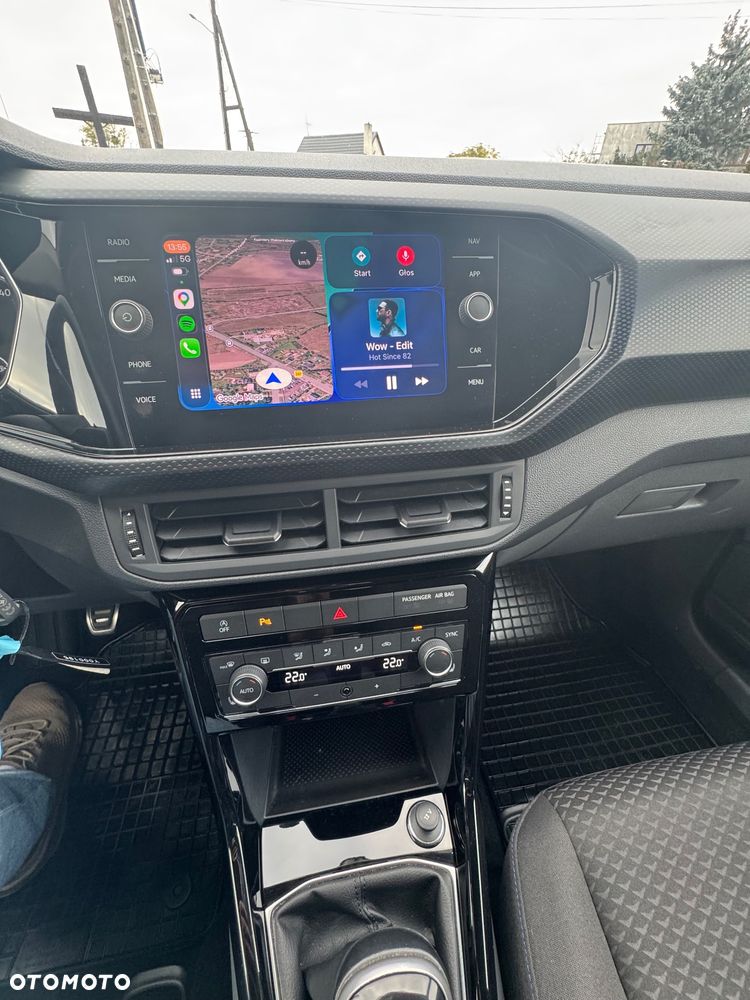 Volkswagen T-Cross - 19