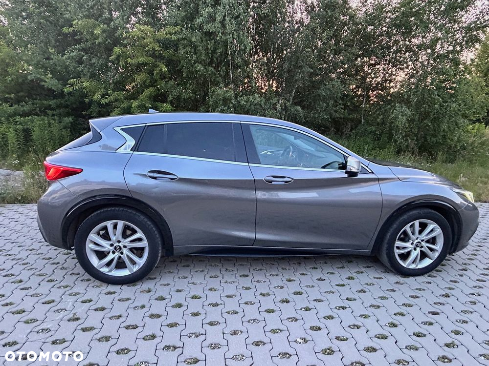 Infiniti Q30 1.5d Business 7DCT - 2