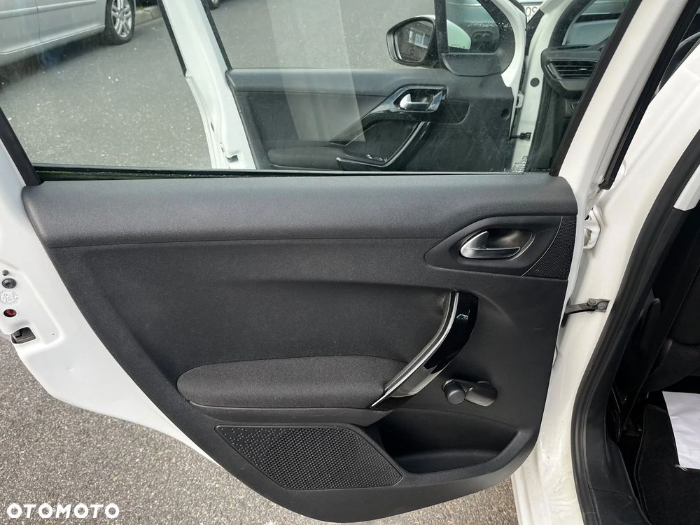 Peugeot 208 Blue-HDi 100 Stop&Start Active - 12