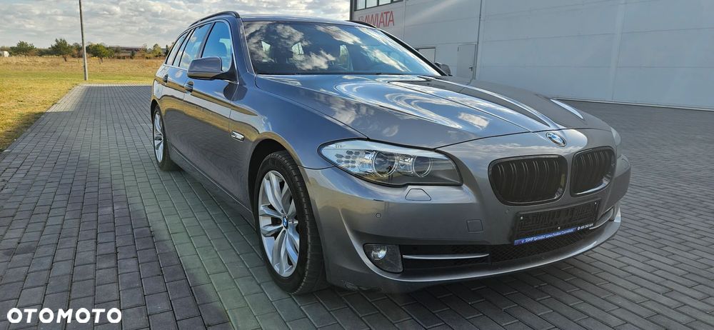 BMW Seria 5 525d Modern Line - 1