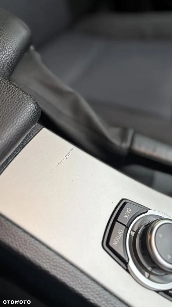 BMW Seria 3 318d Touring - 20