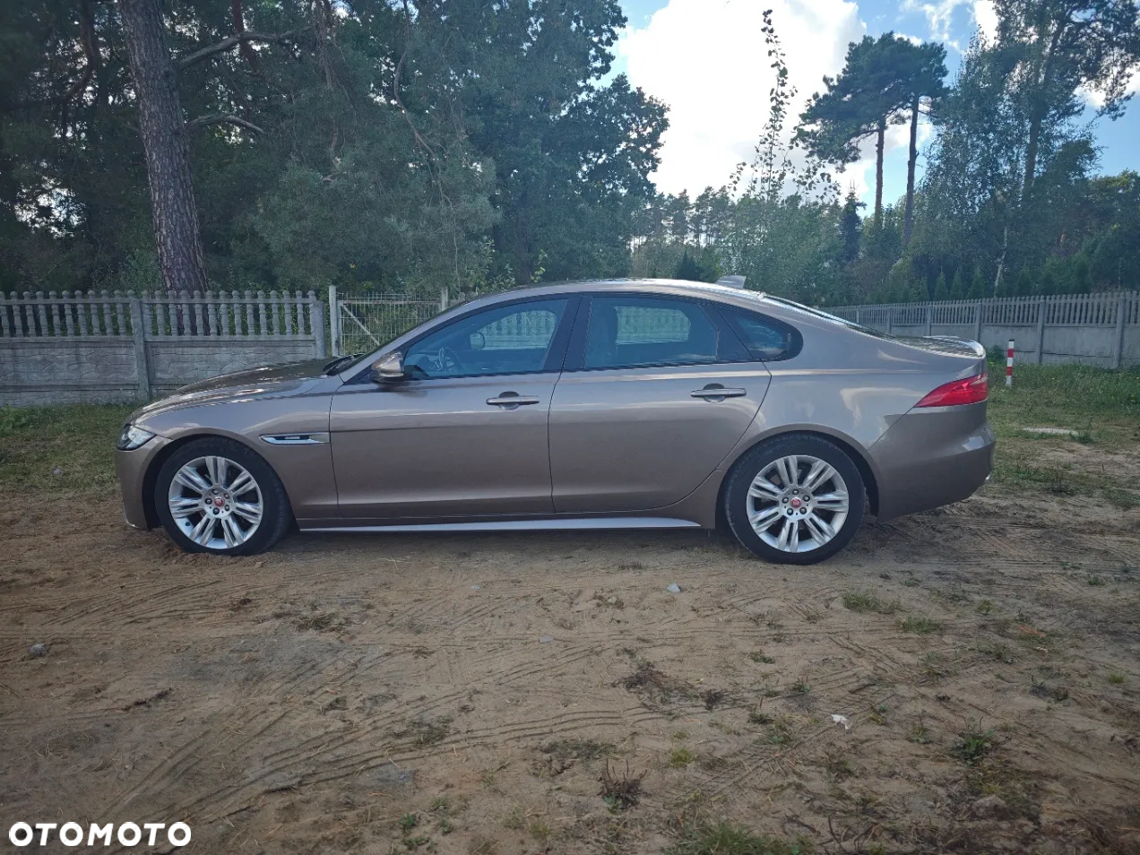 Jaguar XF - 3