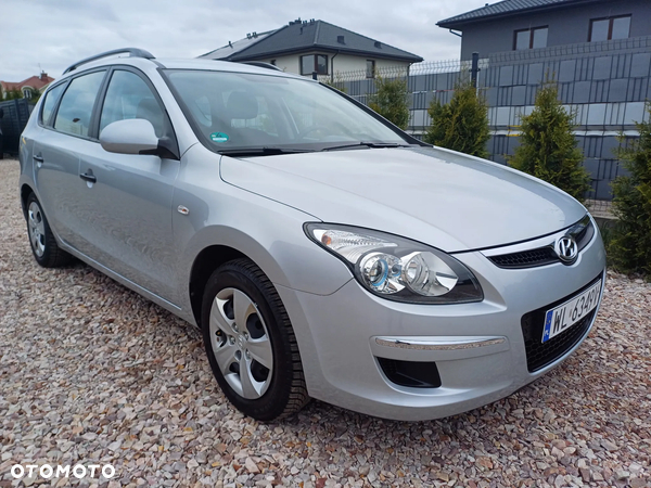 Hyundai i30 1.6 blue Classic