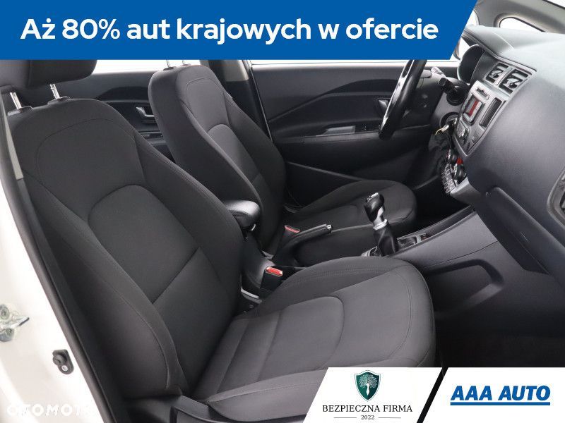 Kia Rio - 11