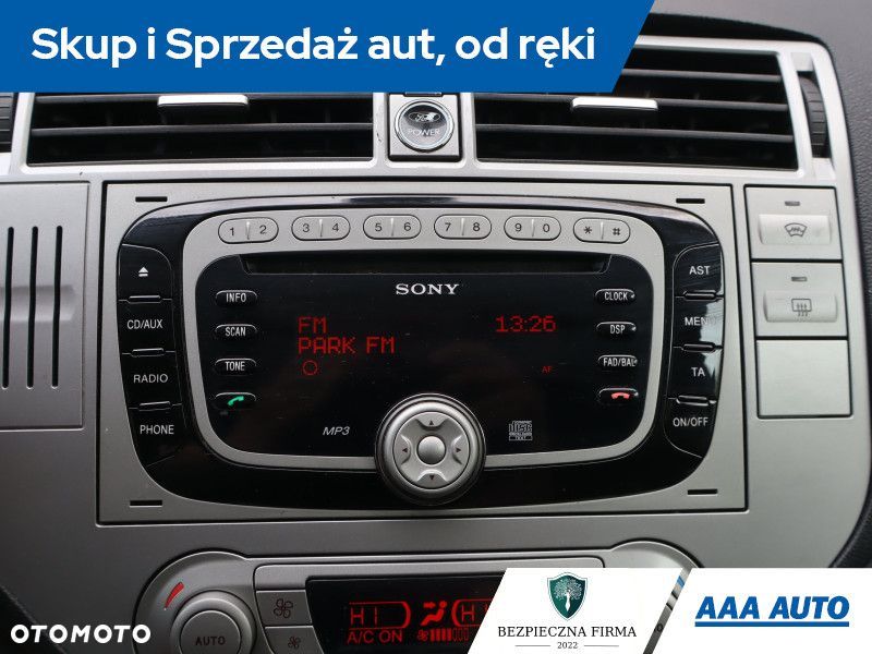 Ford Kuga - 15