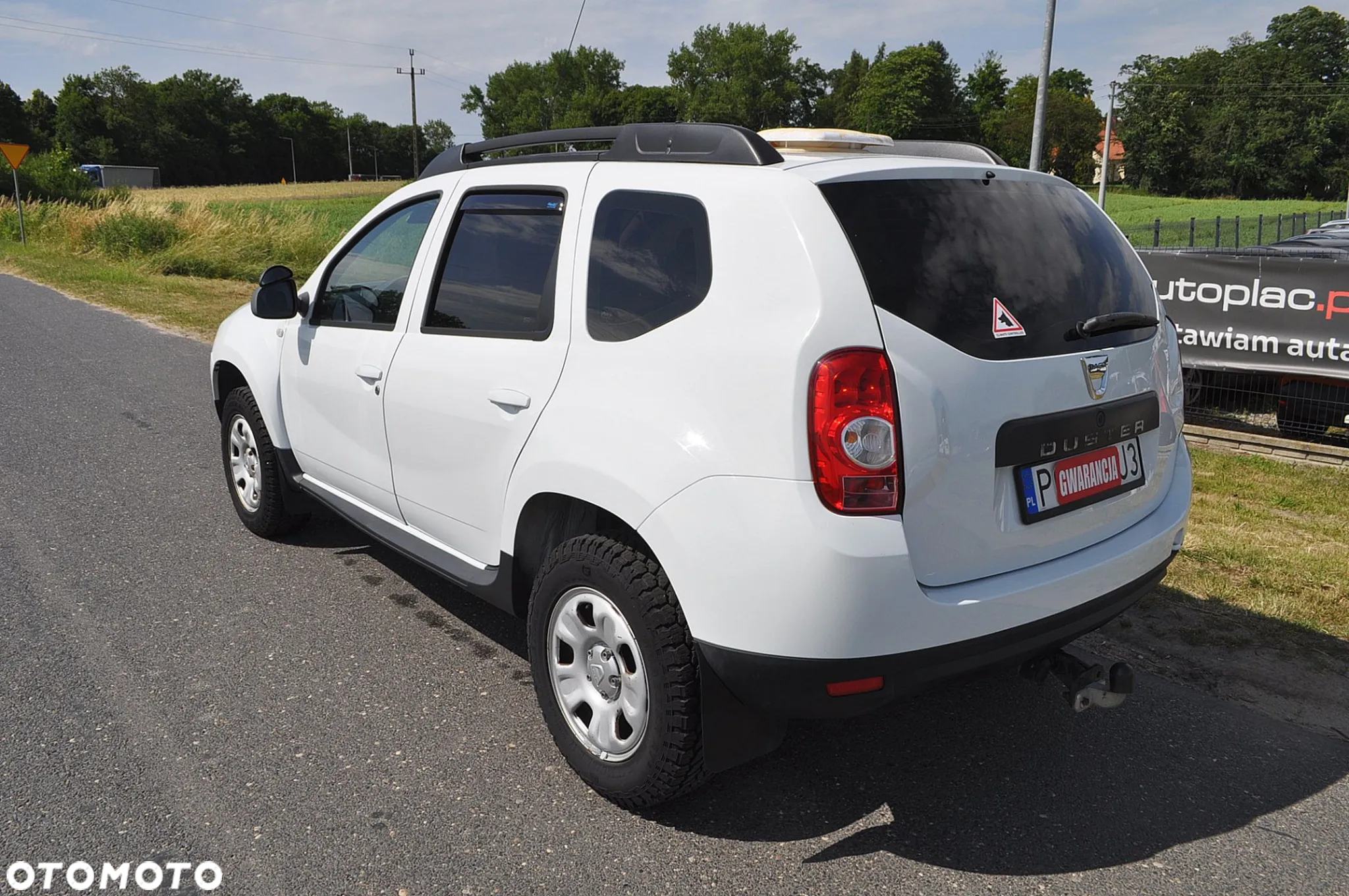 Dacia Duster 1.6 16V 4x4 - 6