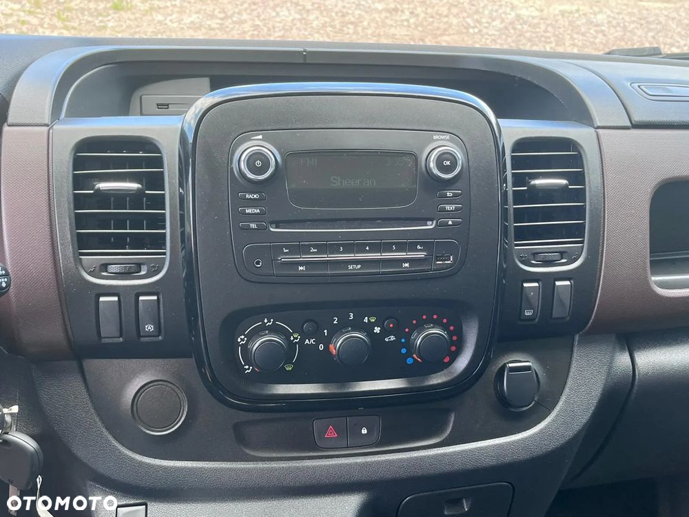 Renault Trafic - 10