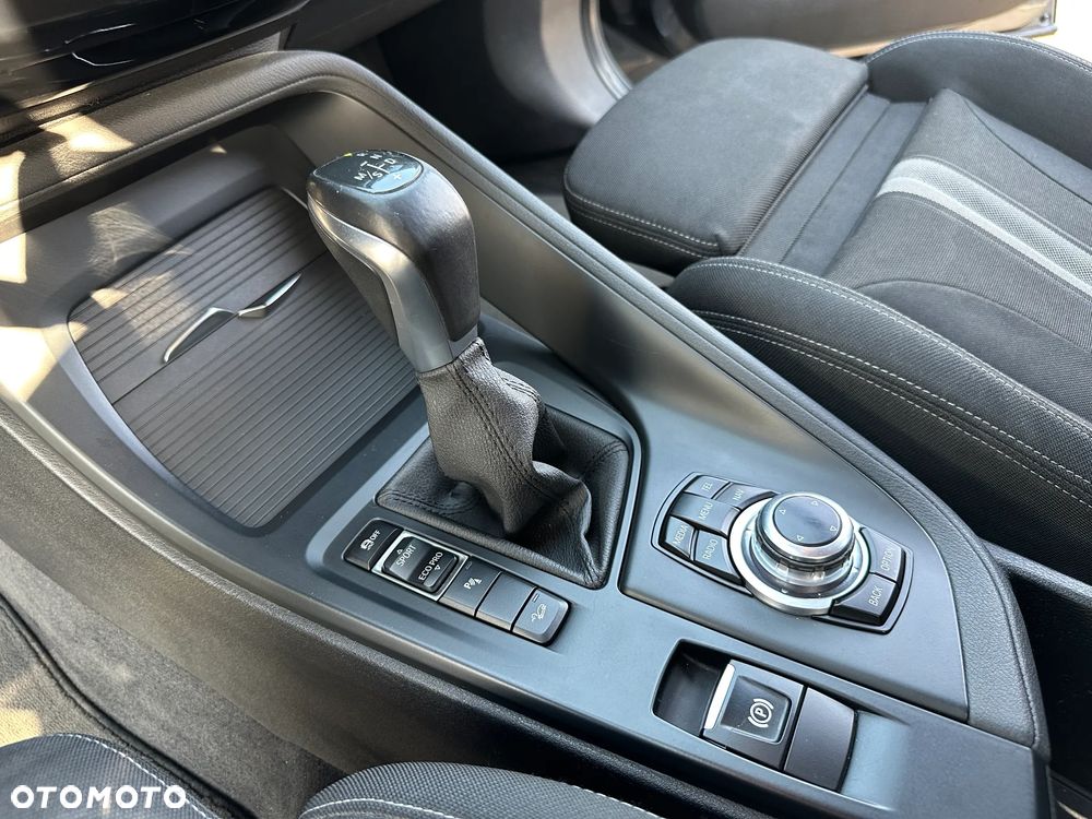 BMW X1 xDrive20d Sport Line - 25
