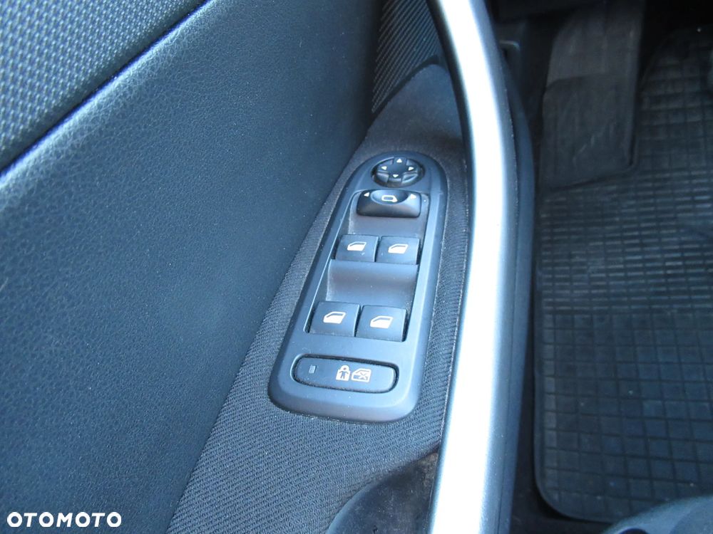 Peugeot 308 - 17