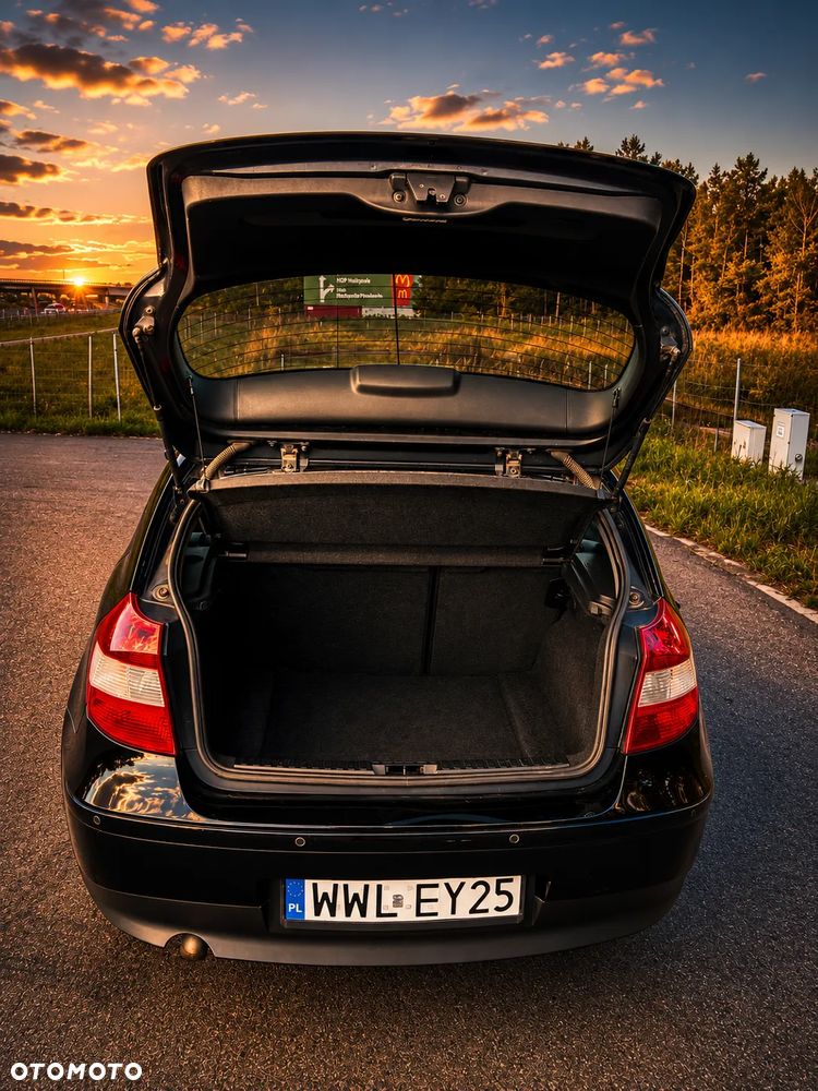 BMW Seria 1 118d - 5