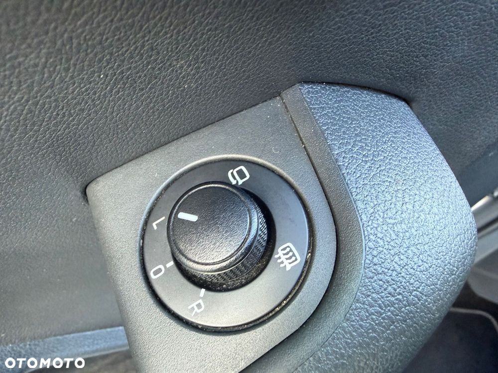 Skoda Octavia 2.0 TDI DSG RS - 28