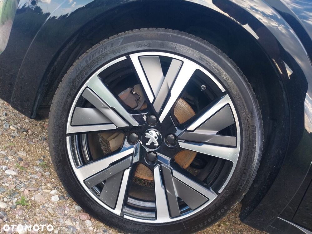 Peugeot 208 - 21
