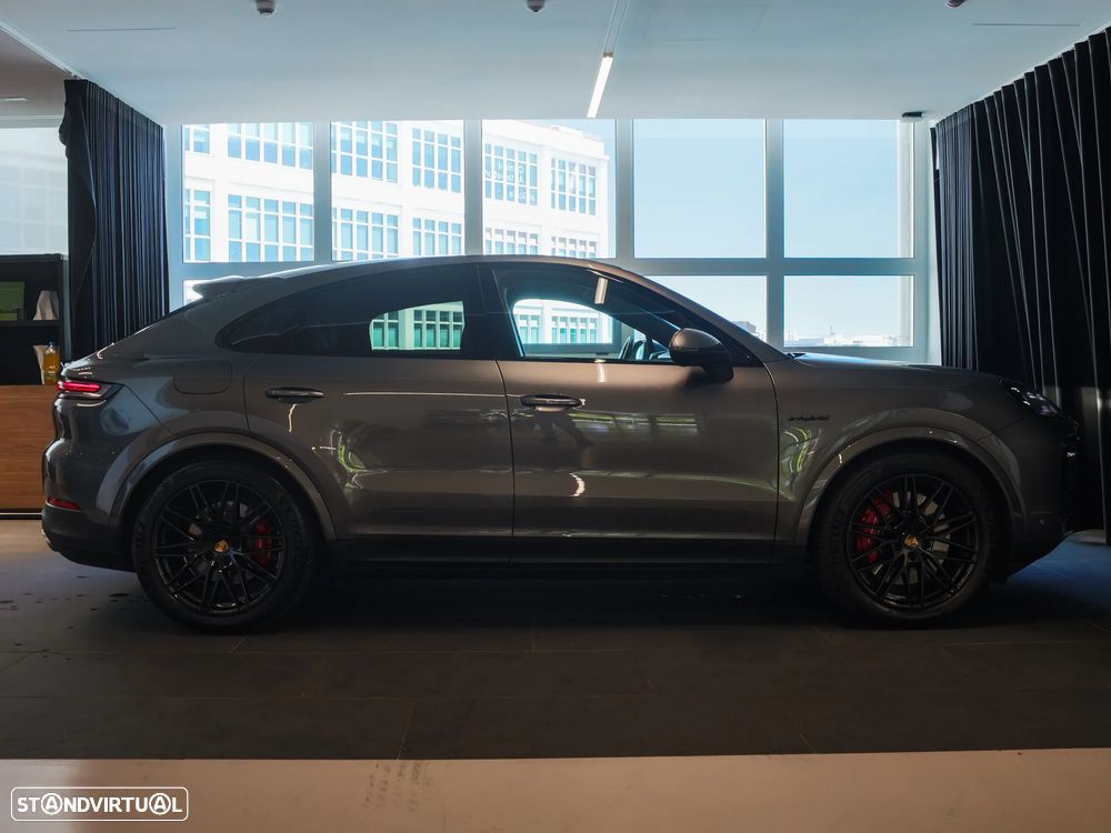 Porsche Cayenne Coupé S E-Hybrid - 8