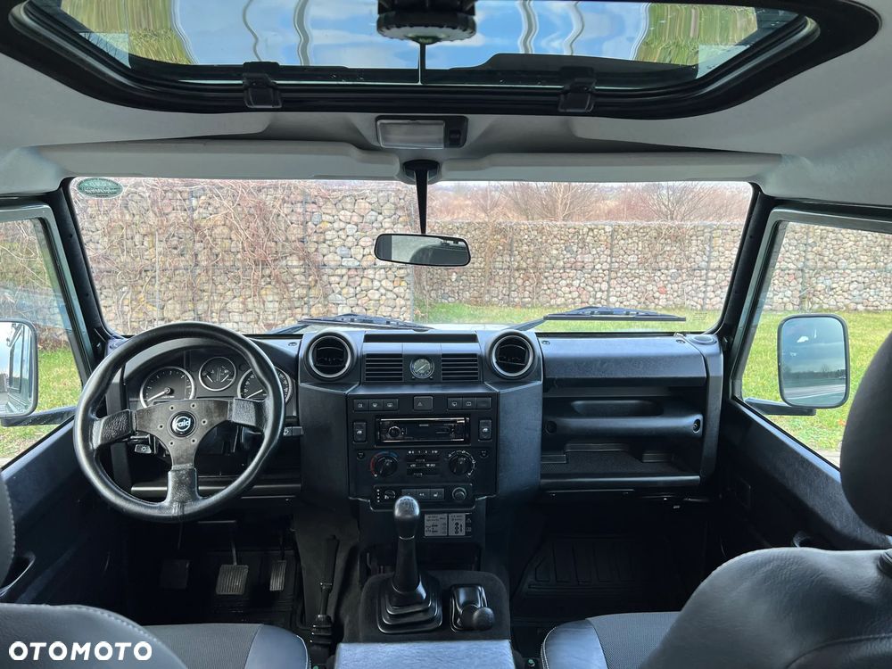 Land Rover Defender 90 DPF SE - 7