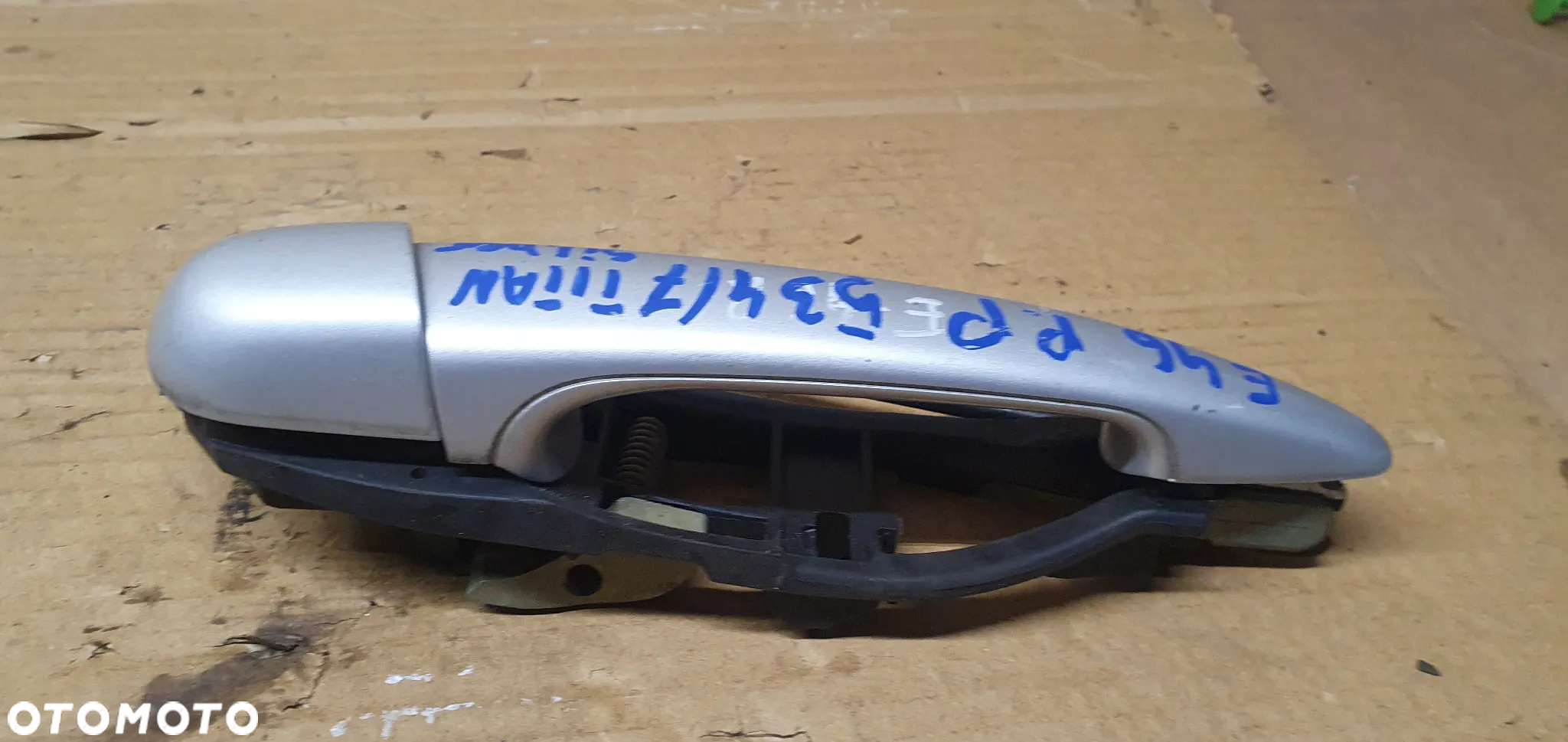 Klamka prawy przód BMW 3 E46 Europa 354/7 8253454 - 3