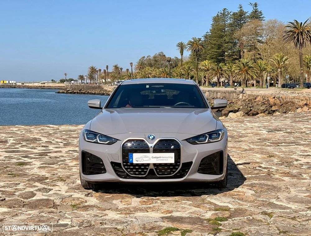 BMW i4 eDrive40 Pack Desportivo M - 10