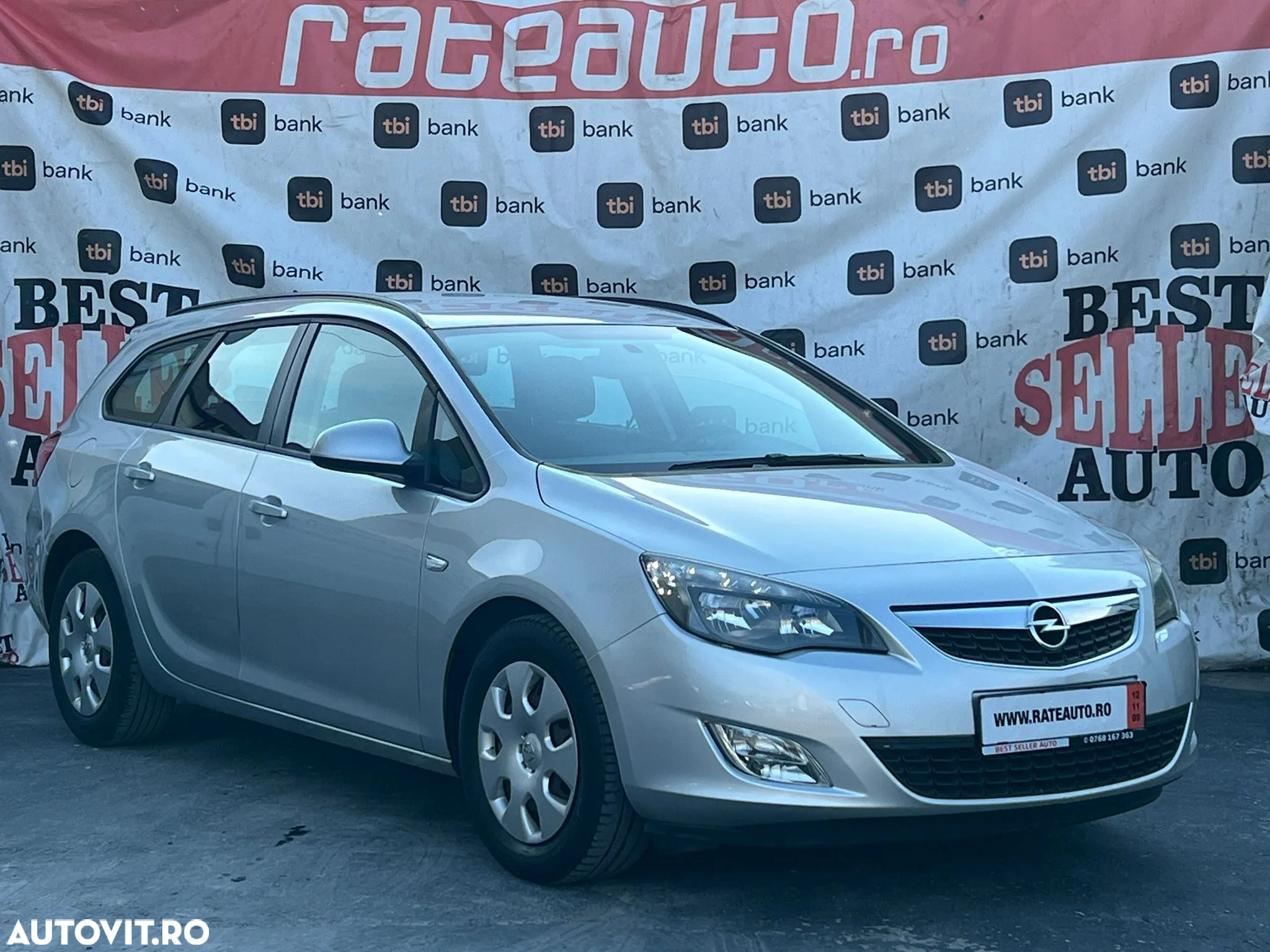 Opel Astra 1.7 CDTI Cosmo - 3