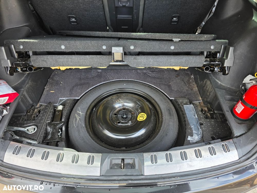 Nissan Qashqai+2 - 13