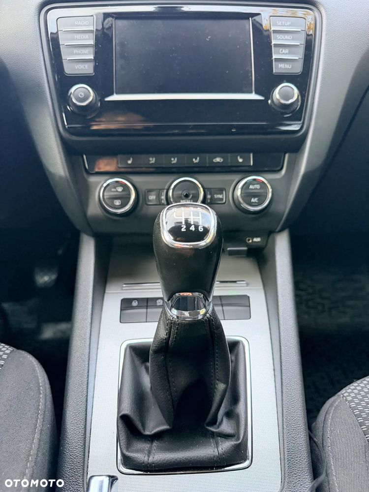 Skoda Octavia 2.0 TDI Ambition EU6 - 17