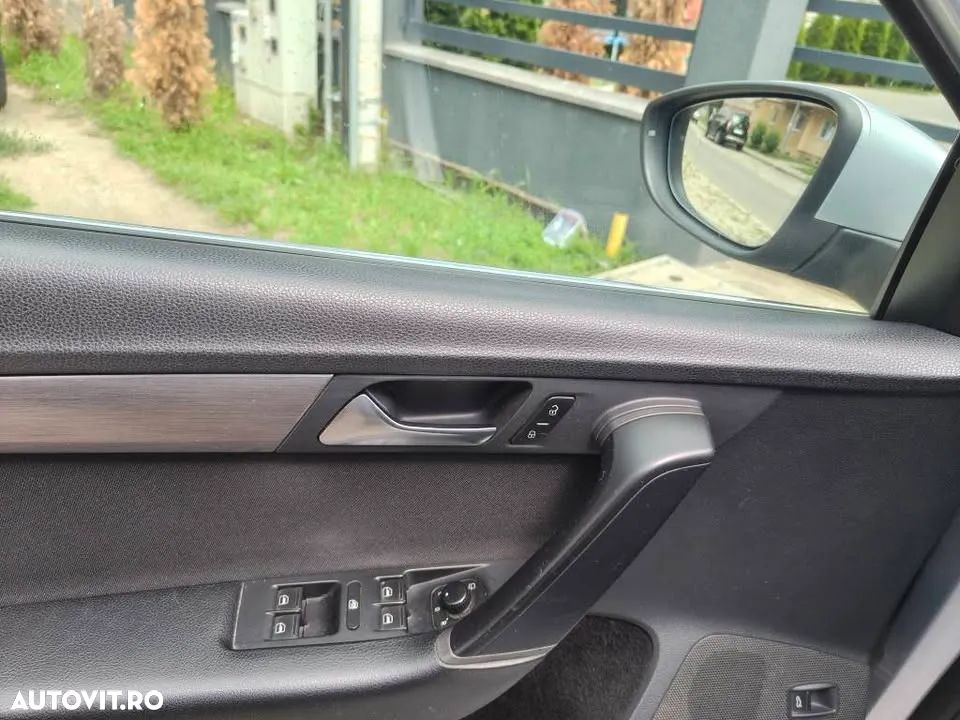 Volkswagen Passat 2.0 TDI BlueMotion Tehnology DSG Comfortline - 14