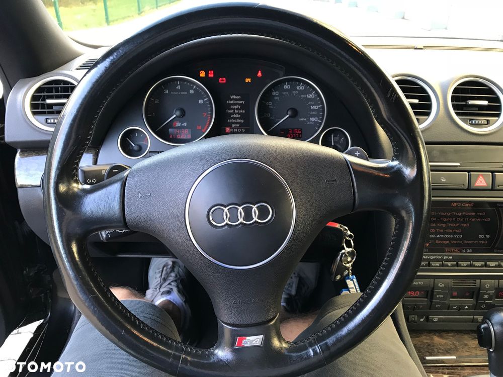 Audi S4 Cabrio - 17