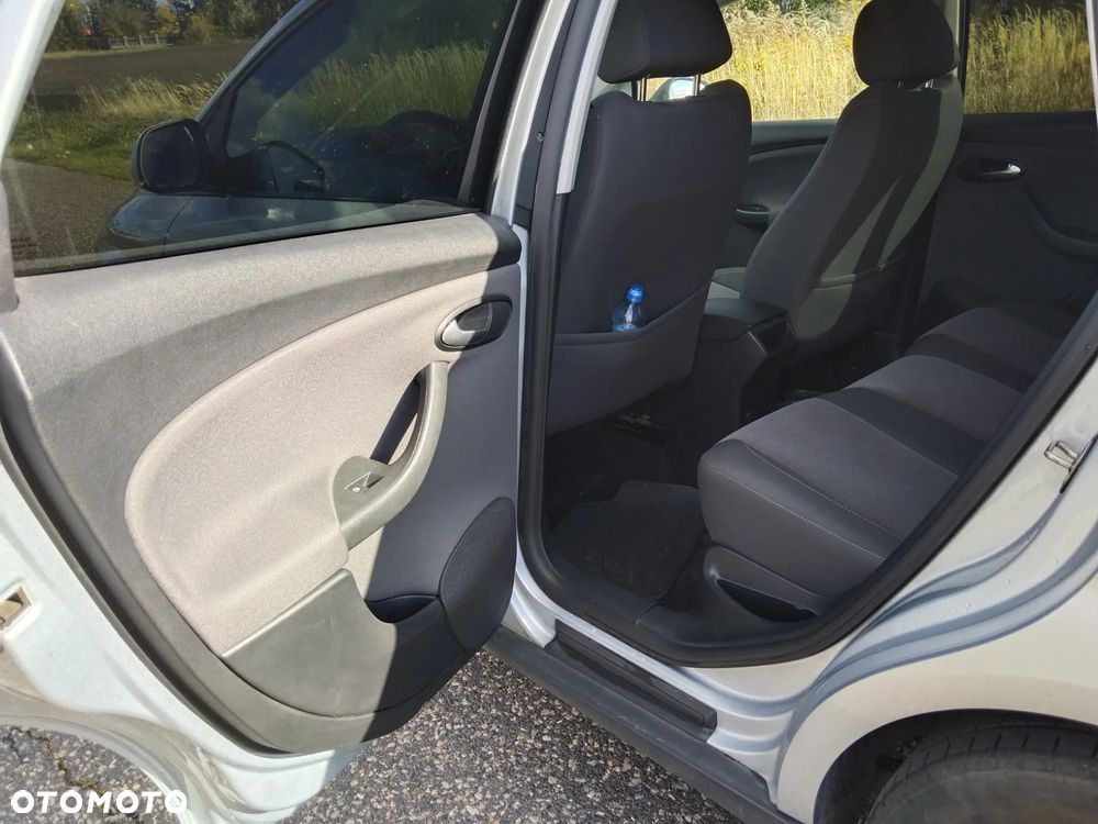 Seat Altea XL 1.6 TDI DPF CR Ecomotive Style - 22