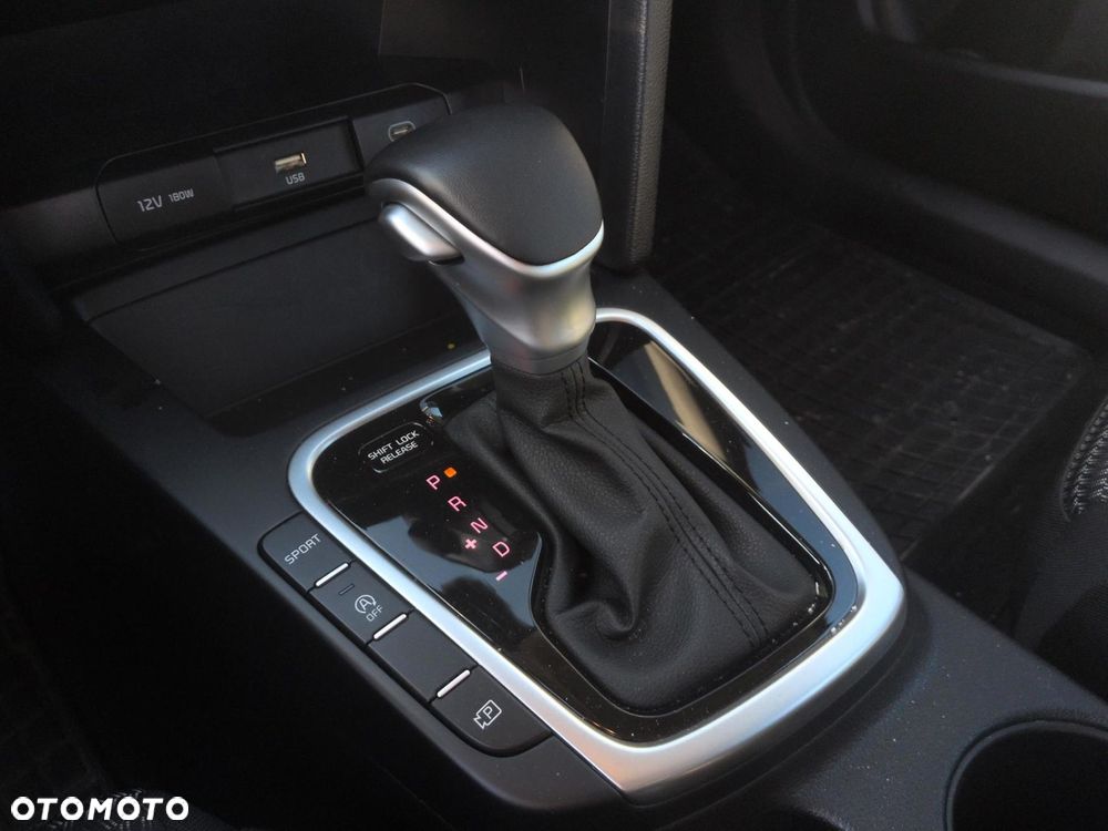 Kia Ceed 1.5 T-GDI M DCT - 13
