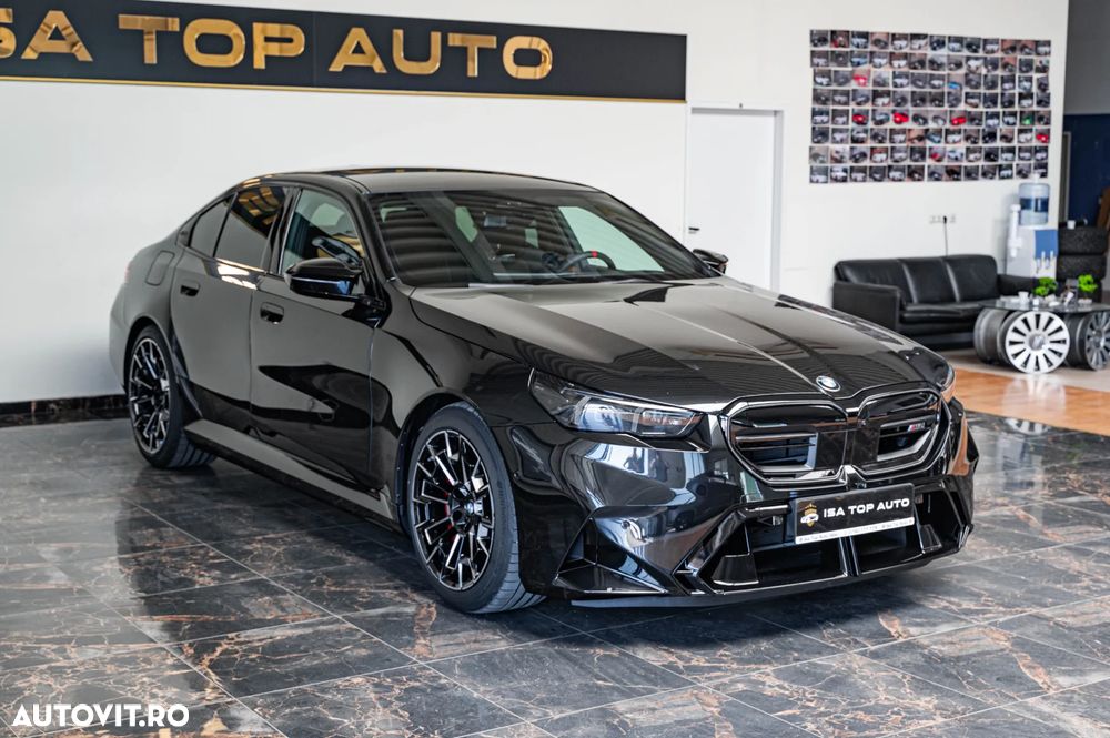 BMW M5 xDrive - 10