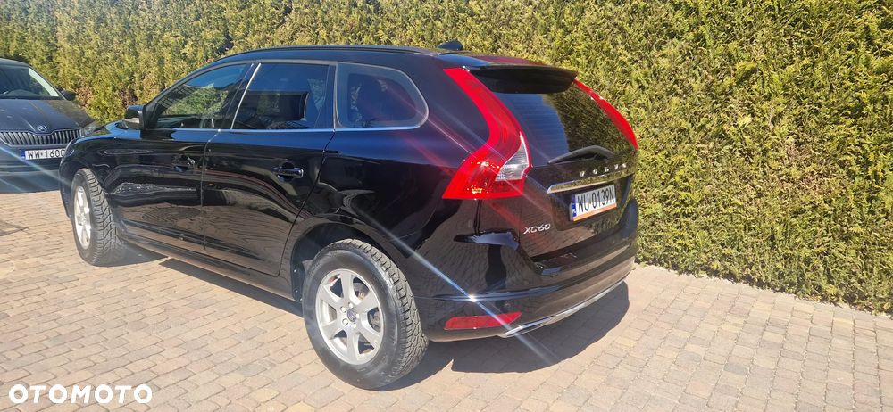 Volvo XC 60 D4 Momentum - 2