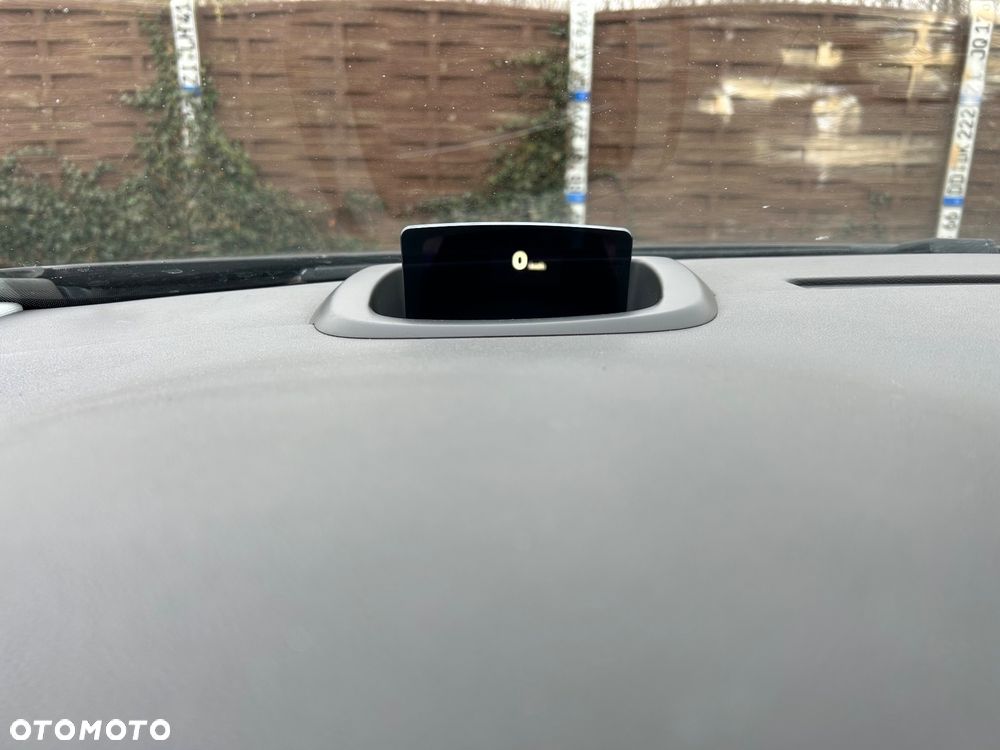 Peugeot 508 HDi FAP 140 Family - 17