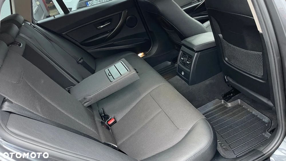 BMW Seria 3 - 19