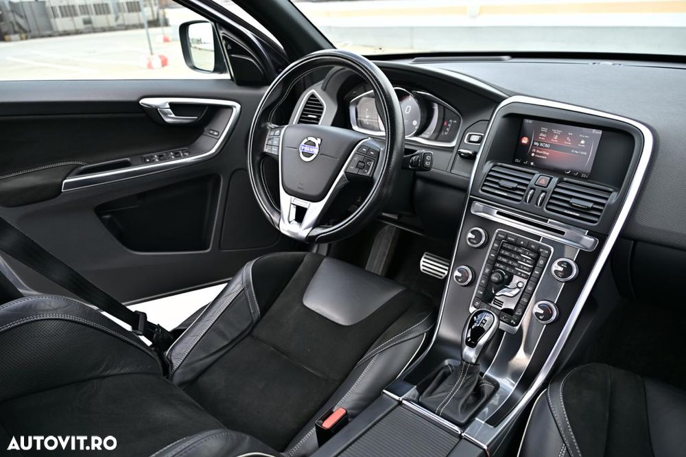 Volvo XC 60 D5 AWD Geartronic Momentum - 8