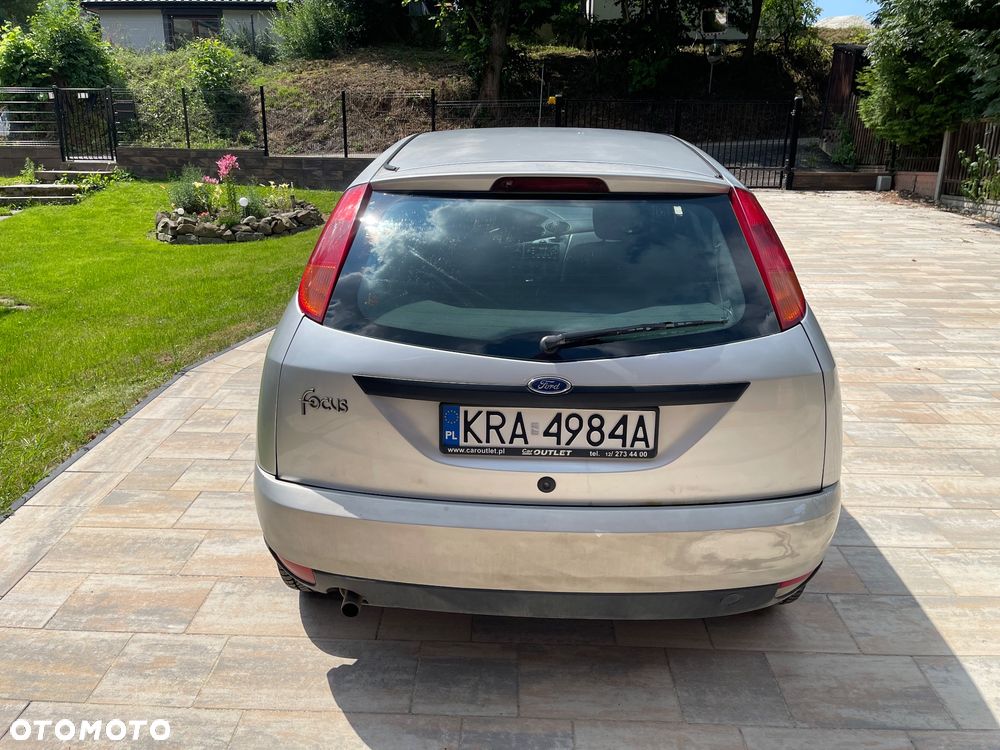 Ford Focus 1.6 Trend - 4