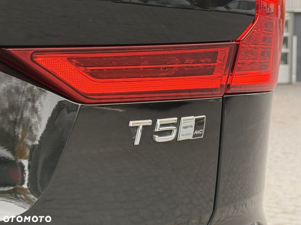 Volvo XC 60 T5 AWD Inscription - 37