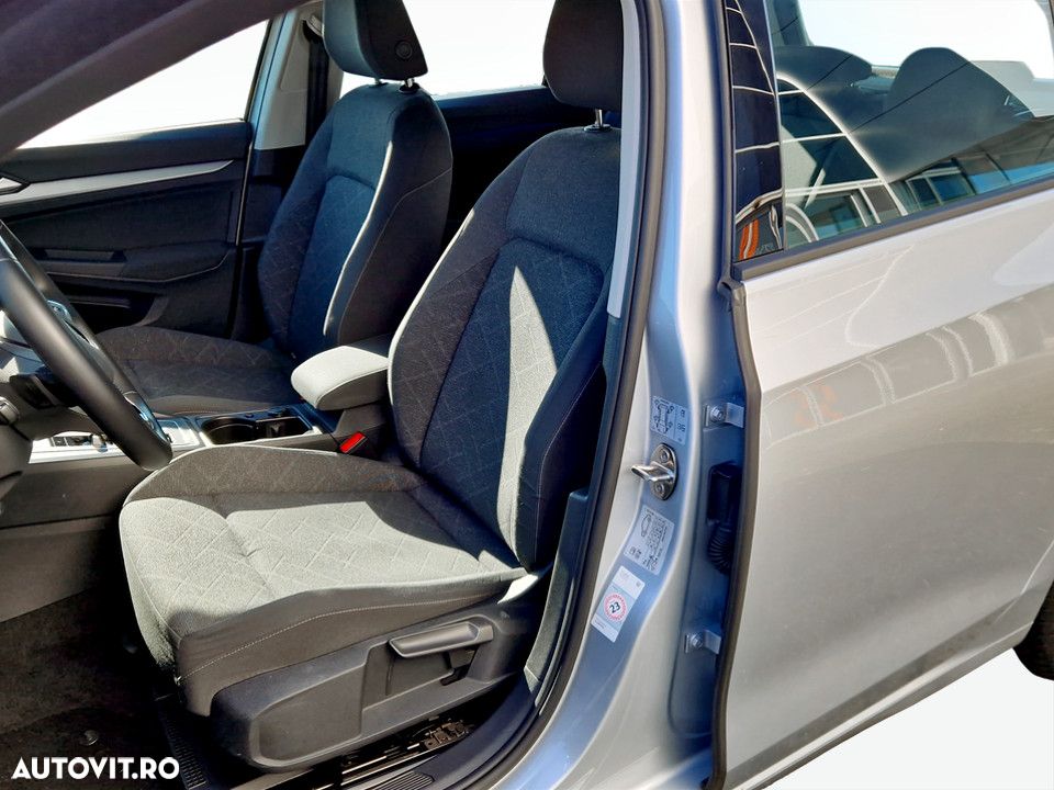 Volkswagen Golf - 11