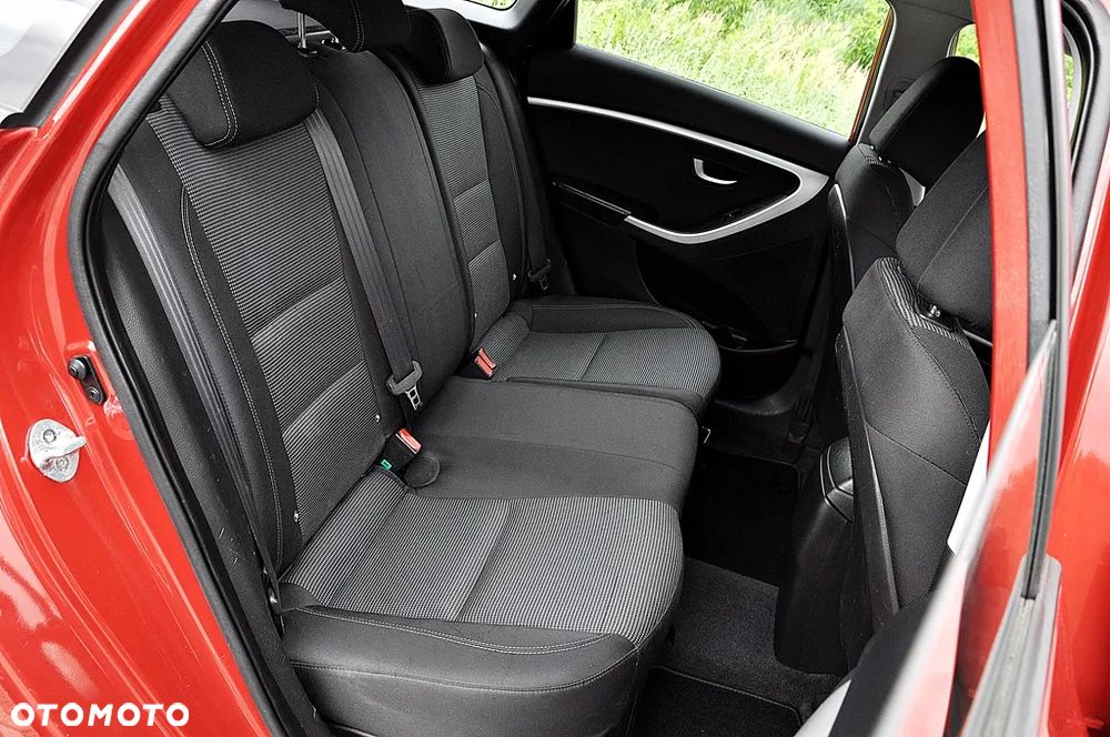 Hyundai i30 1.6 GDI BlueDrive Comfort - 21