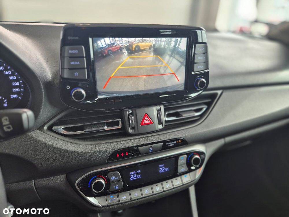 Hyundai i30 1.5 T-GDI 48V Comfort DCT - 13