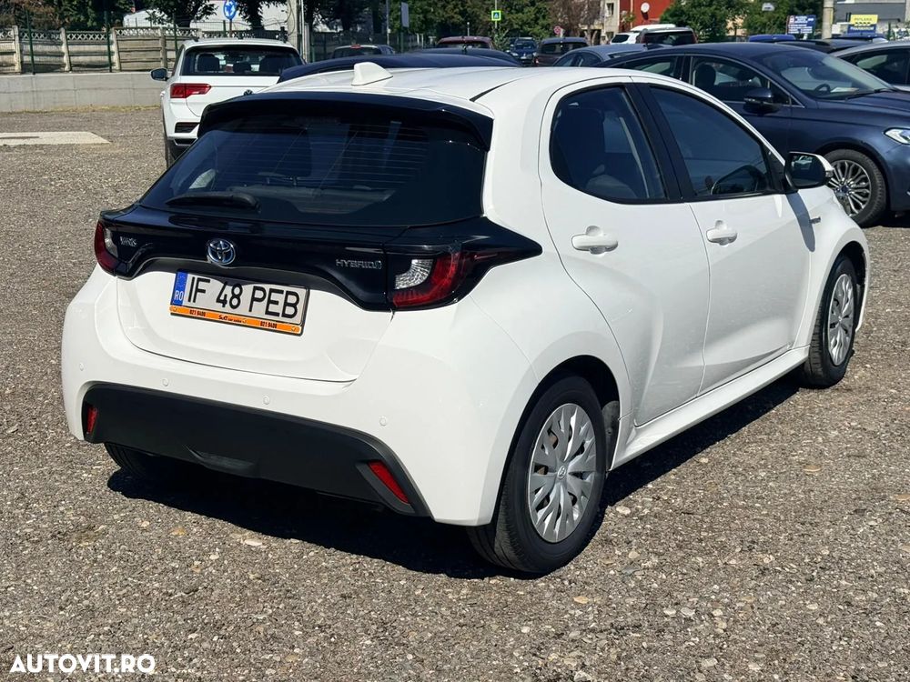 Toyota Yaris - 8