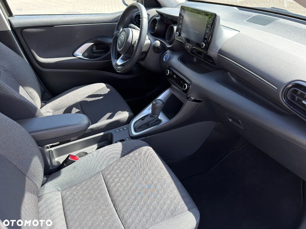 Toyota Yaris - 7