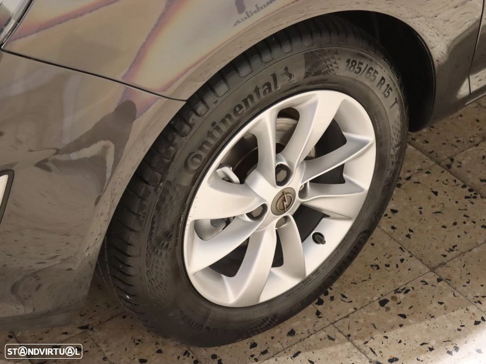 Opel Corsa 1.2 Cosmo - 31