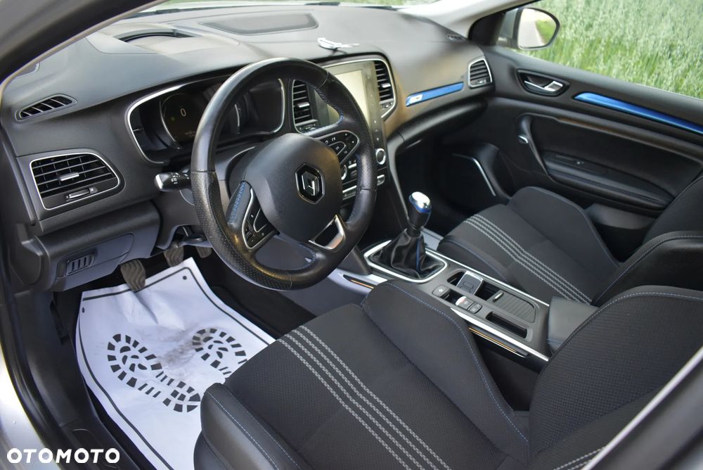 Renault Megane ENERGY dCi 130 GT LINE - 24