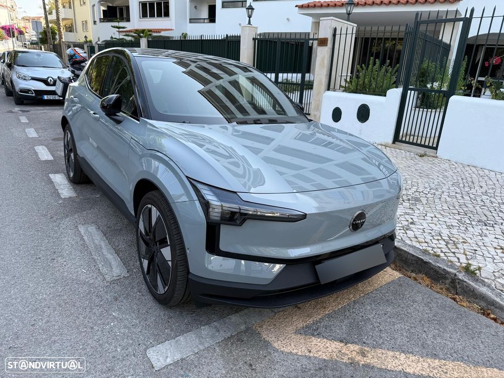 Volvo EX30 Twin Motor Performance AWD Ultra - 1