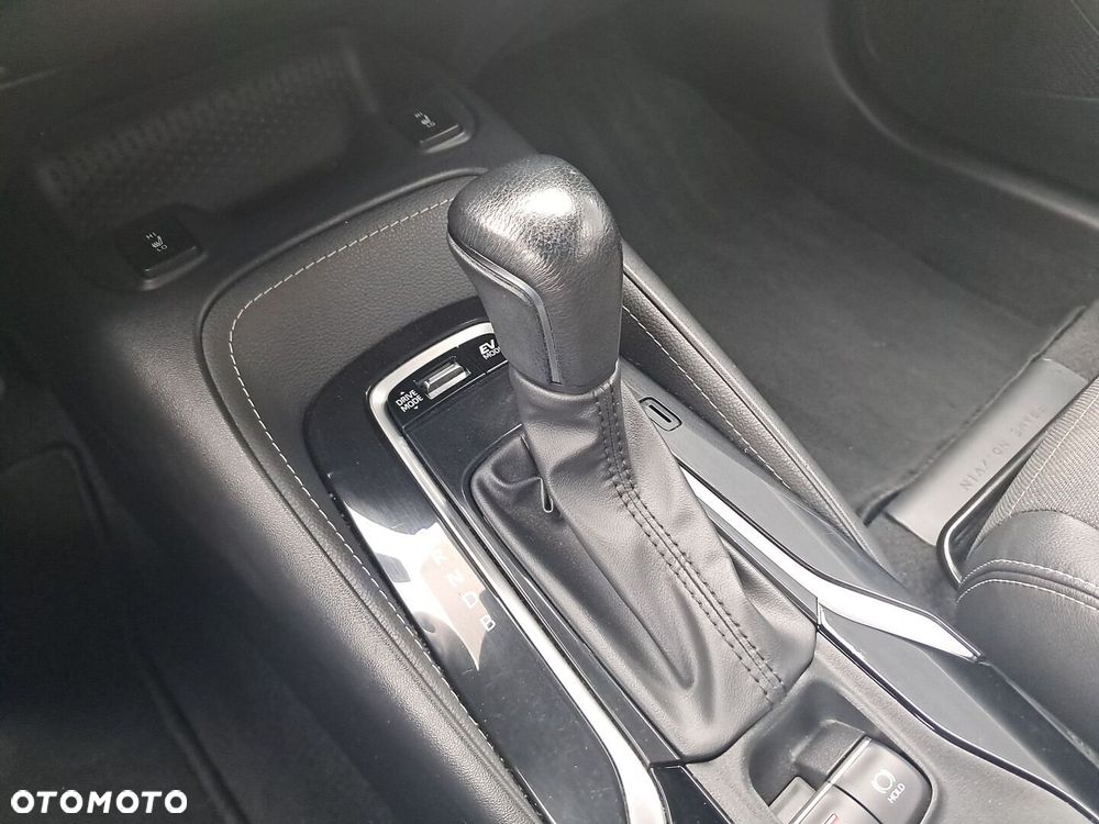 Toyota Corolla 1.8 Hybrid Comfort - 21