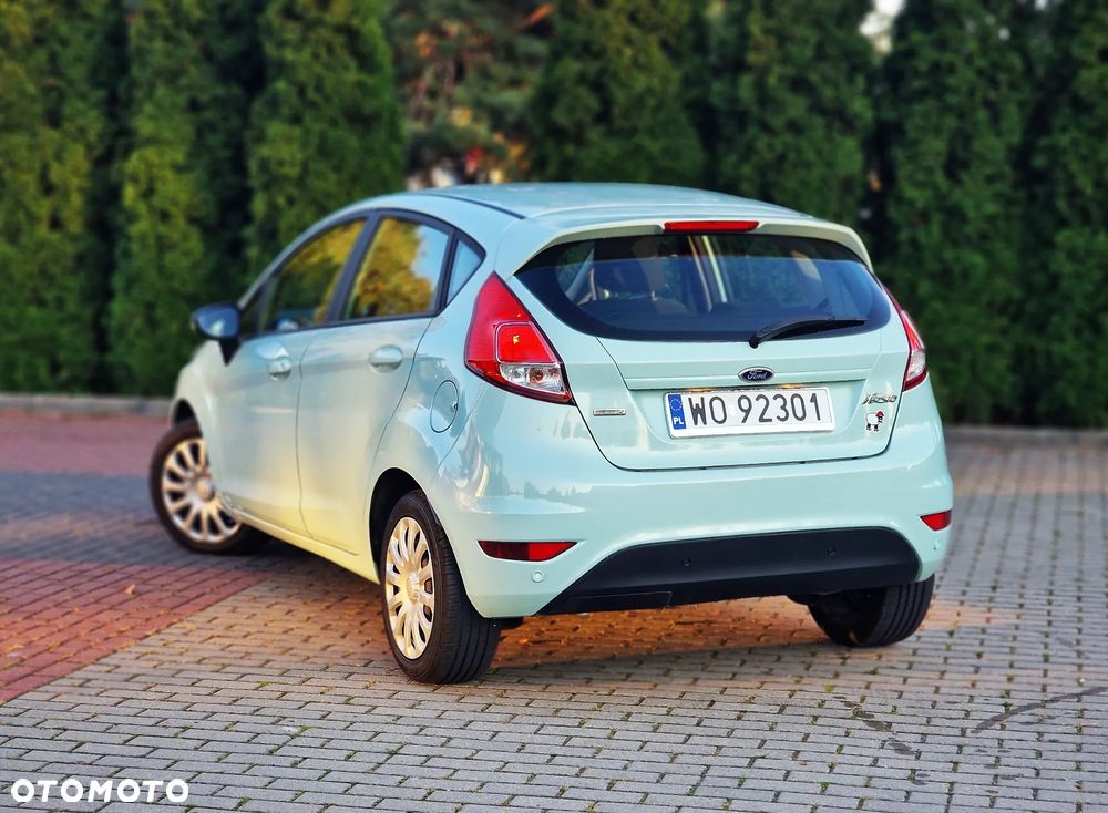 Ford Fiesta 1.0 EcoBoost S&S TITANIUM - 17