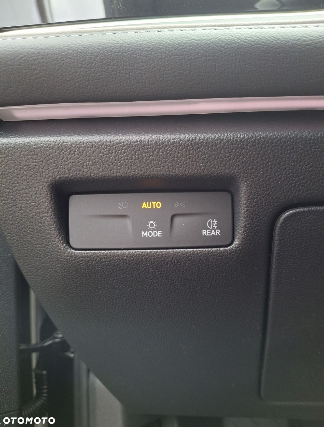 Volkswagen Passat - 13