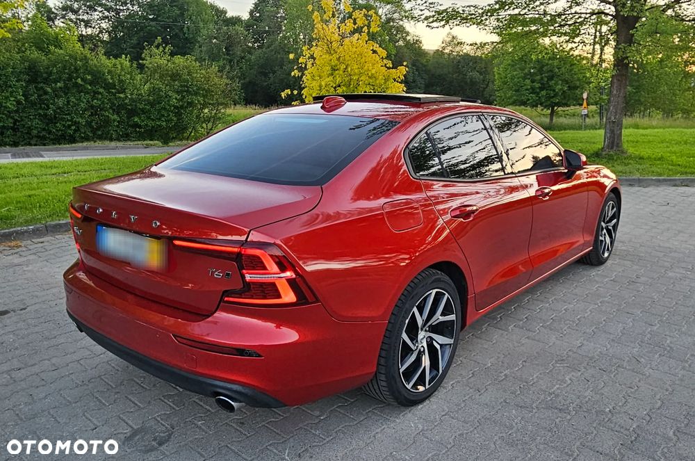 Volvo S60 T6 AWD Momentum Pro - 12