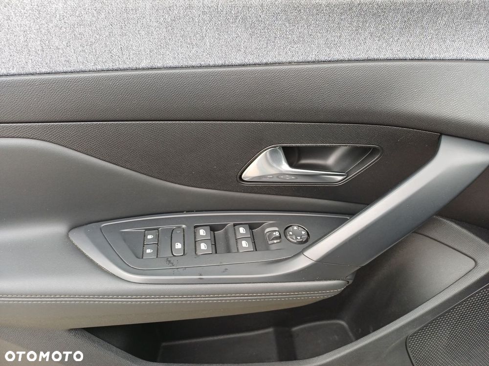 Peugeot 308 1.5 BlueHDi Allure Pack S&S EAT8 - 25